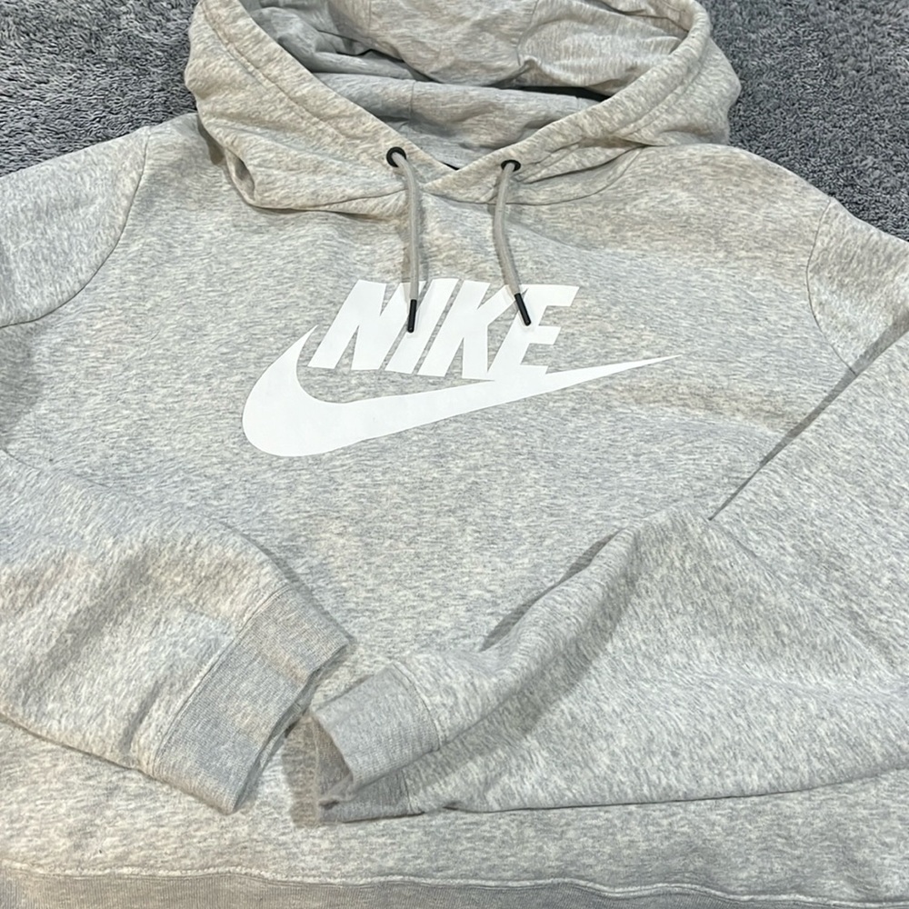 Nike crop top sweatshirt